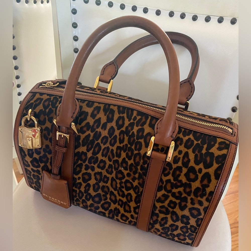 Burberry leopard purse